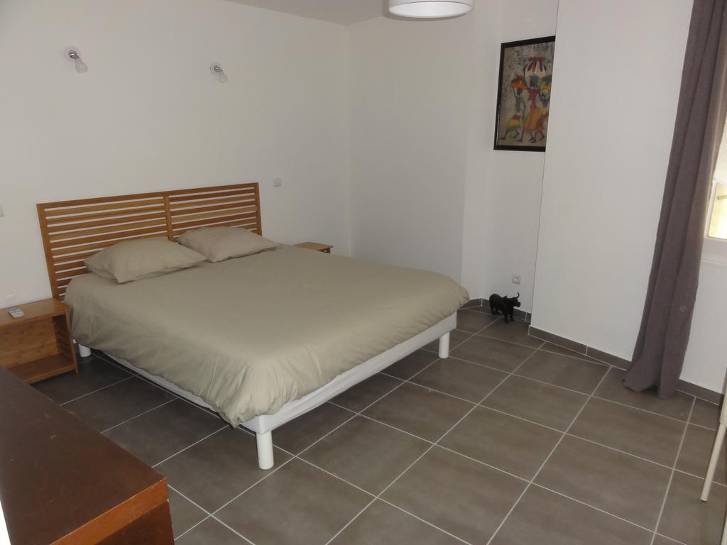 B&B Casa D'oc Nissan-lez-Enserune Quarto foto
